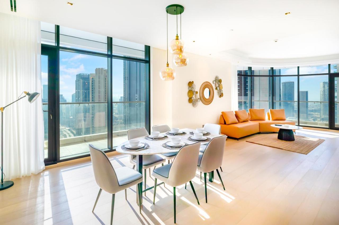 Fam Living - Rp Heights - 3 Mins Walk To Burj Khalifa & Dubai Mall Downtown Dubai Bagian luar foto