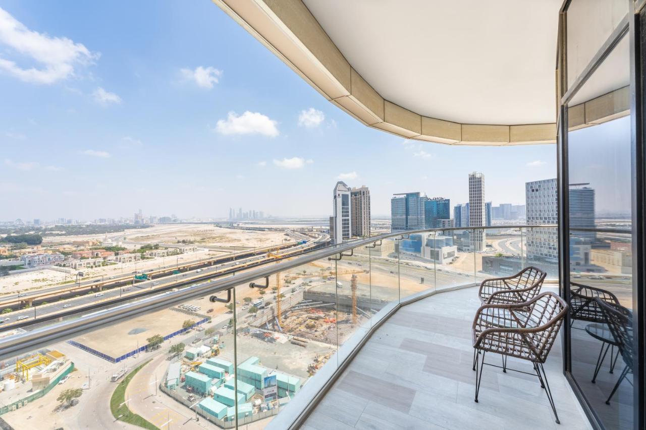 Fam Living - Rp Heights - 3 Mins Walk To Burj Khalifa & Dubai Mall Downtown Dubai Bagian luar foto