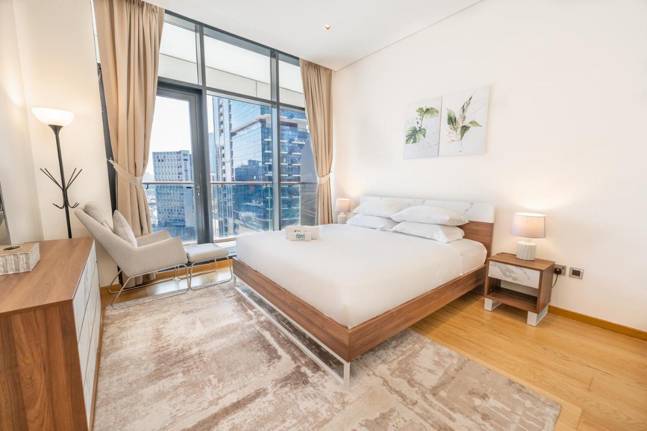 Fam Living - Rp Heights - 3 Mins Walk To Burj Khalifa & Dubai Mall Downtown Dubai Bagian luar foto