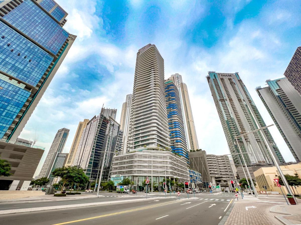 Fam Living - Rp Heights - 3 Mins Walk To Burj Khalifa & Dubai Mall Downtown Dubai Bagian luar foto