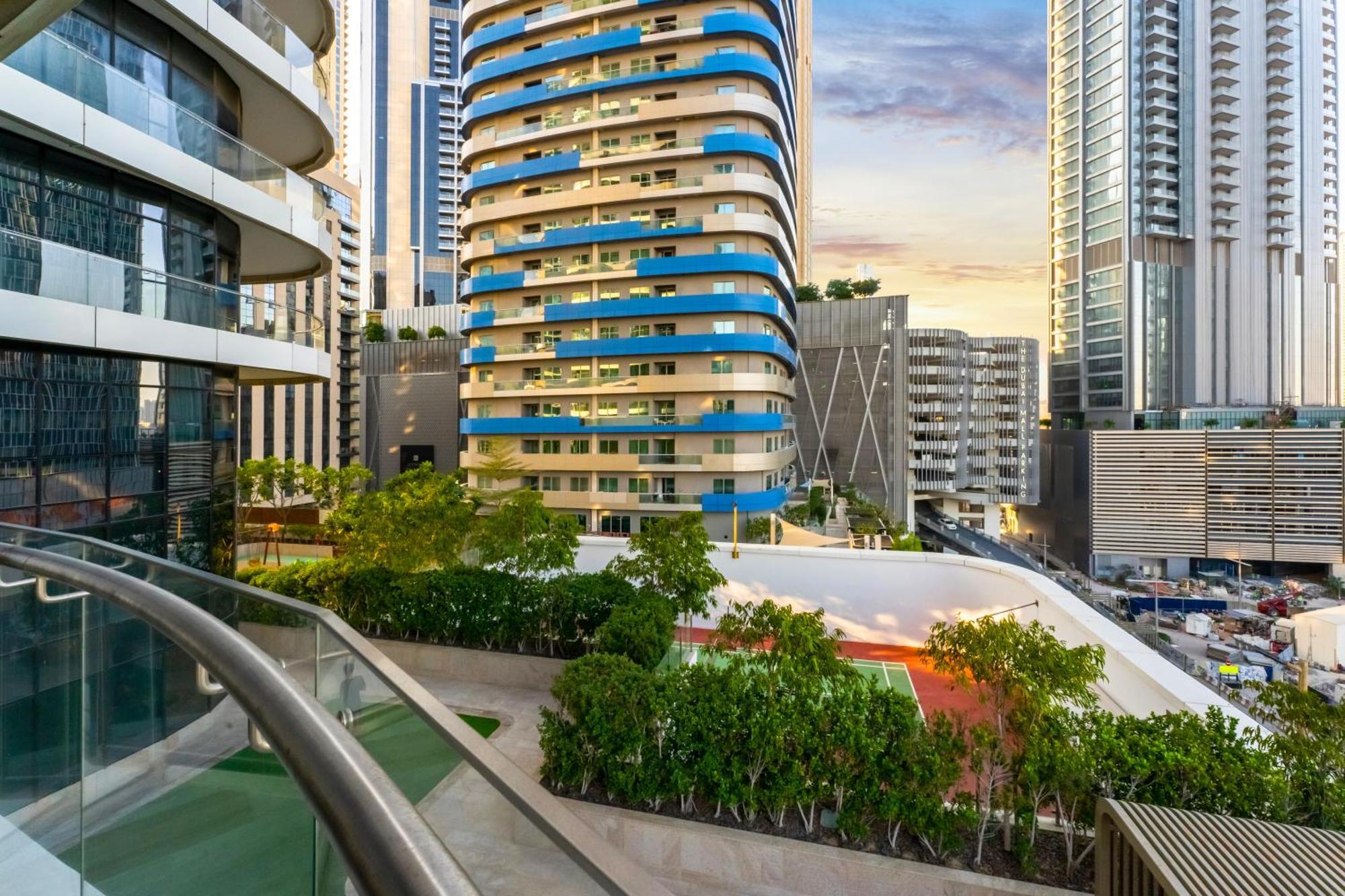 Fam Living - Rp Heights - 3 Mins Walk To Burj Khalifa & Dubai Mall Downtown Dubai Bagian luar foto