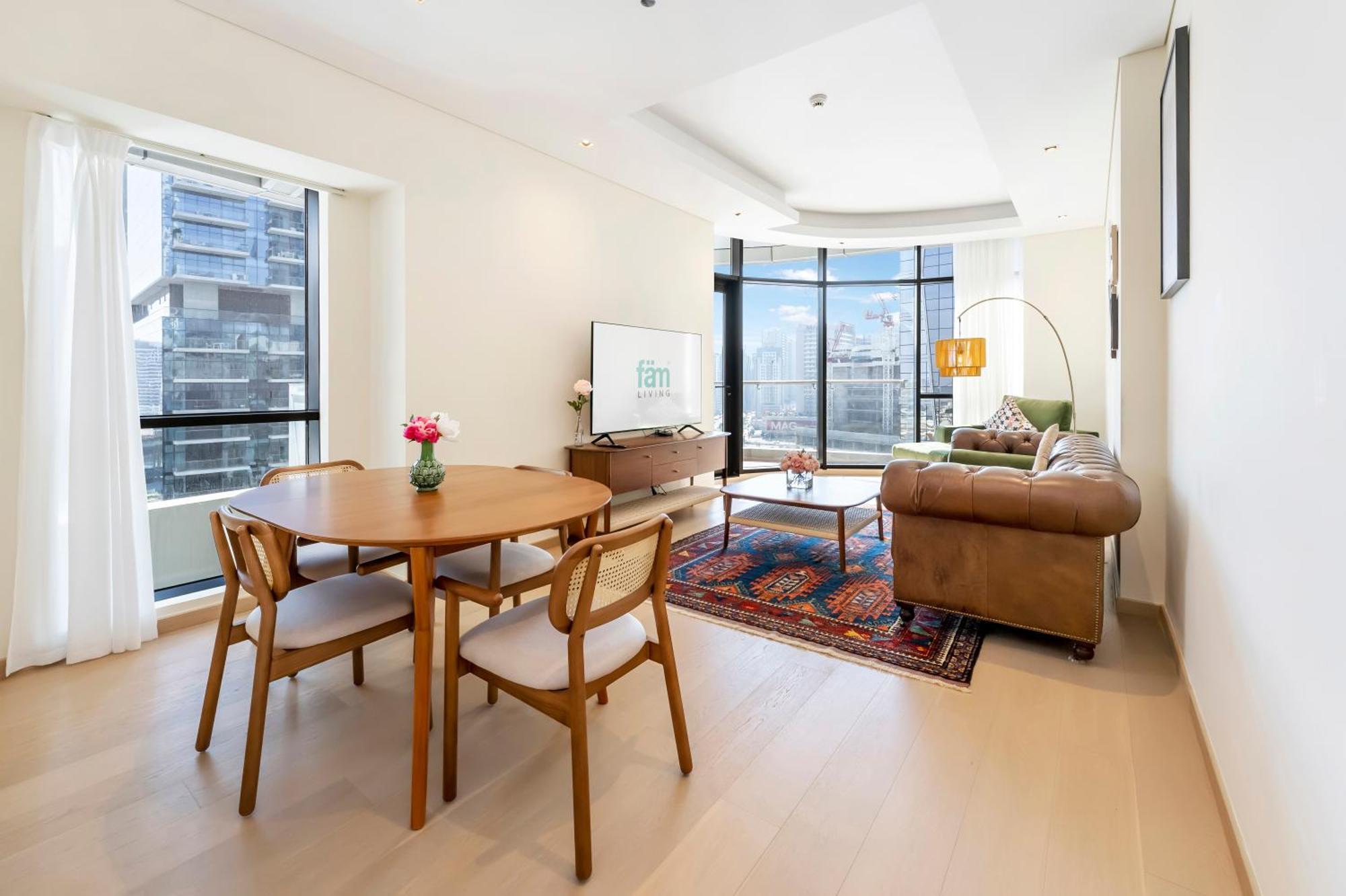 Fam Living - Rp Heights - 3 Mins Walk To Burj Khalifa & Dubai Mall Downtown Dubai Bagian luar foto